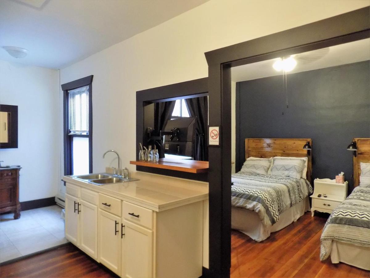 Landmark Inn Fairfield Bagian luar foto